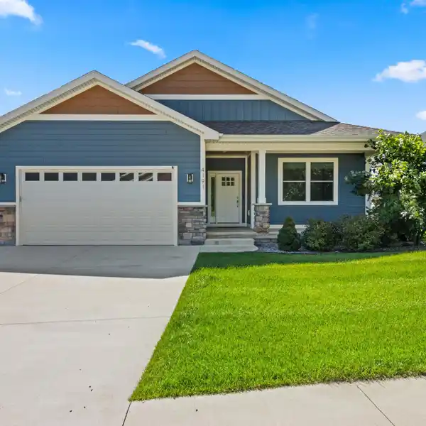 LIKE-NEW ONE-OWNER CUSTOM-BUILT HOME