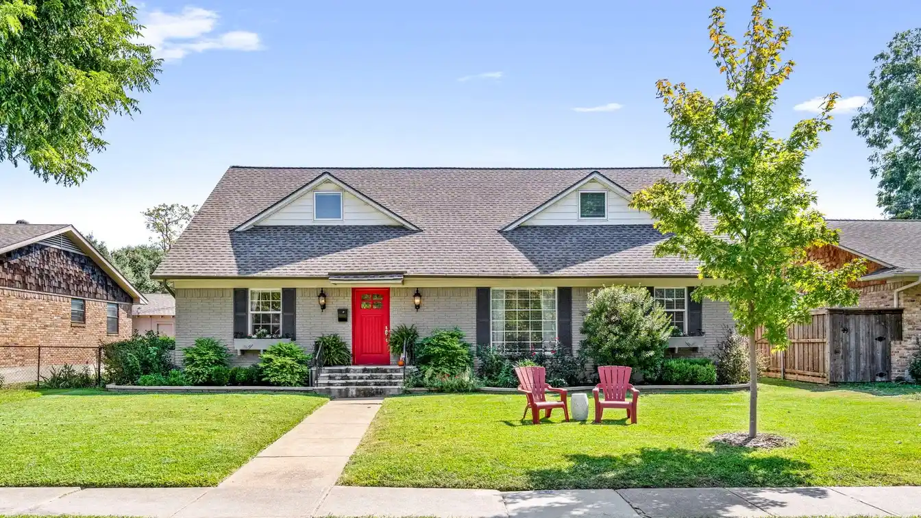 Beautiful Home in Desirable Lake Highlands