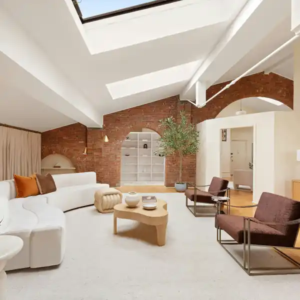 RARE AUTHENTIC TOP FLOOR LOFT