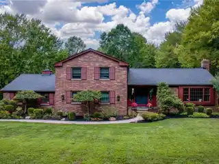 Rare Gates Mills Gem