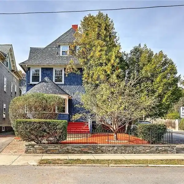 EXCEPTIONAL 1889 VICTORIAN HOME WITH ORIGINAL WOODWORK