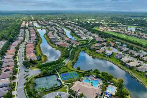 Stunning Lakefront Pool Home in Marbella Lakes