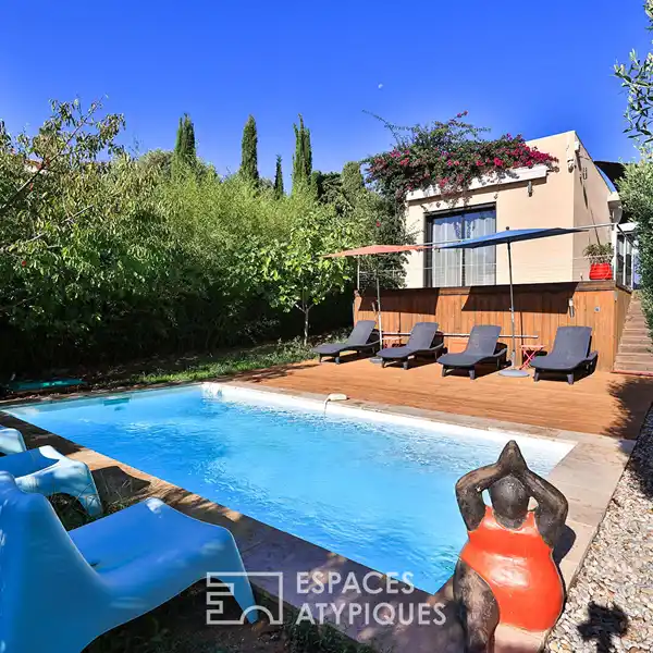 CONTEMPORARY SEA VIEW HOME WITH POOL