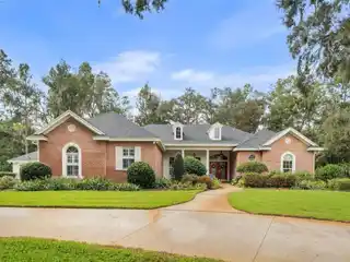 Serene Haven | Indoor and Outdoor Living Come Together in Perfect Harmony