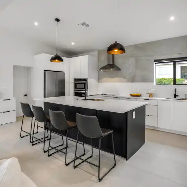 UNIQUE CUSTOM NEW CONSTRUCTION OPPORTUNITY