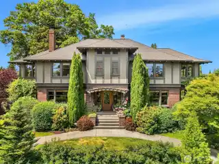 Timeless 1916 Craftsman