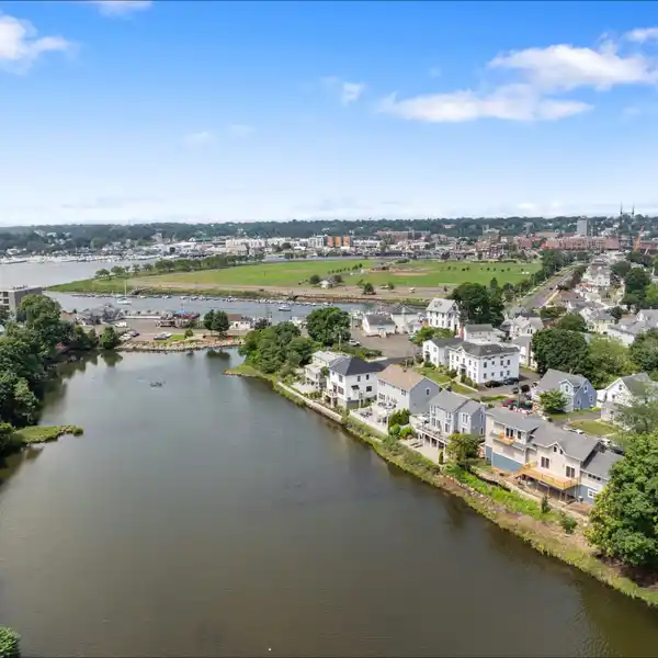 FABULOUSLY RENOVATED CLASSIC COTTAGE