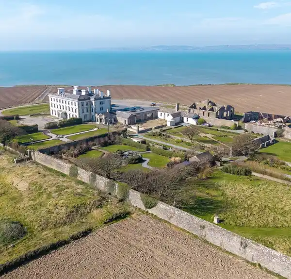 LOFTUS HALL