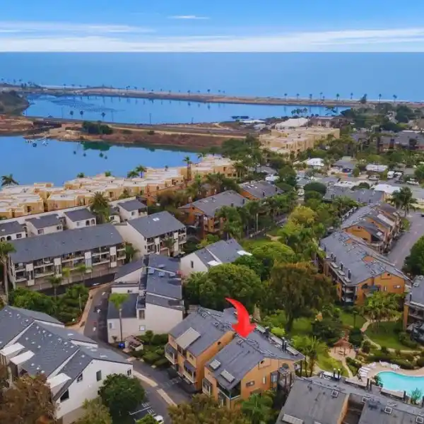 BEACH CONDO IN THE GATED WINDSONG COVE COASTAL COMMUNITY