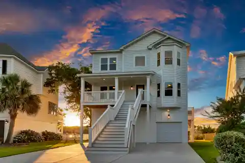 Hidden Gem in Pelican Point