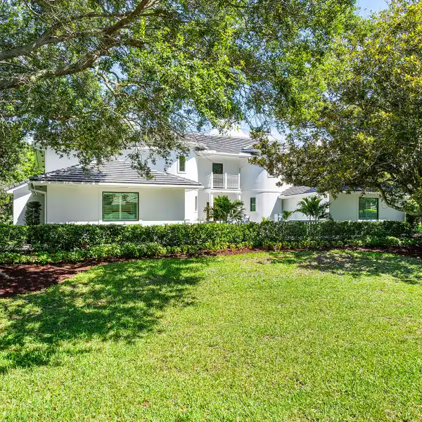 FULLY RENOVATED HOME IN EXCLUSIVE JUPITER HILLS