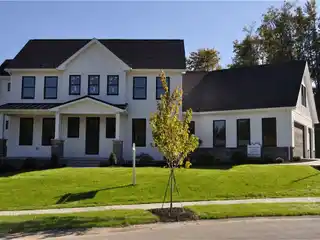 Beautiful Custom Home in Ehrman Farms