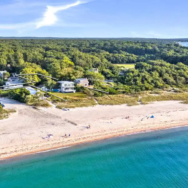 GARDINER'S BAY COMPOUND WITH SANDY BEACH