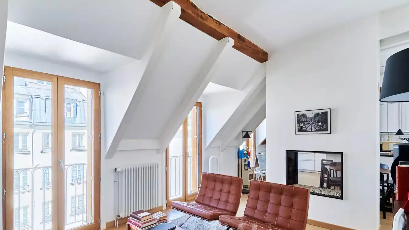 Charming Duplex Apartment on the Top Floors
