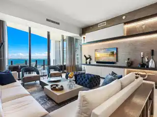 Fully Remodeled Residence at Park Grove