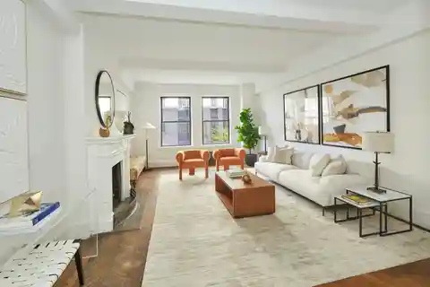 Grand-scale Classic Seven-room Home
