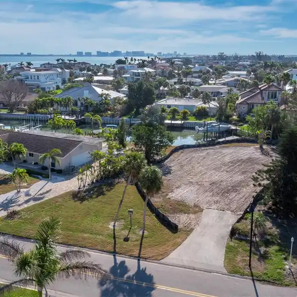 OVERSIZED CORNER WATERFRONT LOT