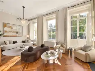 Exquisite Triplex Maisonette