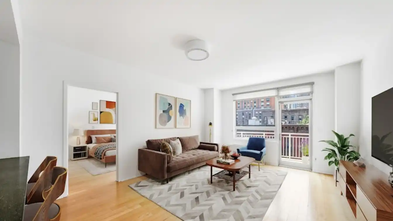 Bright Condo with Private Balcony