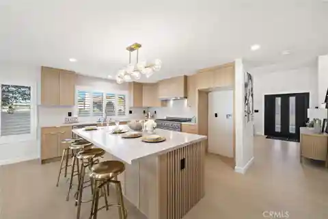 Completely Remodeled Retreat with Gourmet Chef’s Kitchen