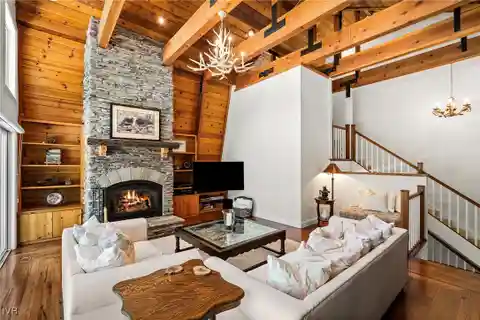 Stunning Mountain Retreat