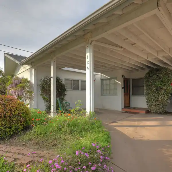 SPECIAL FIND IN COVETED MARINE TERRACE MESA