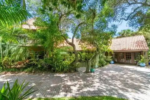 Tropical Bliss on Hypoluxo Island