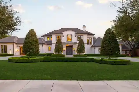 Expansive Six Bedroom Sanctuary