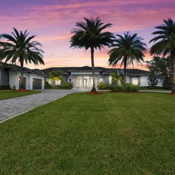 EXCEPTIONAL CONTEMPORARY HOME ON A SPRAWLING ACRE