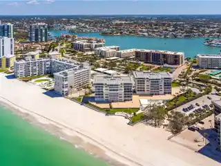 Beautifully Renovated Residence at Regency Towers