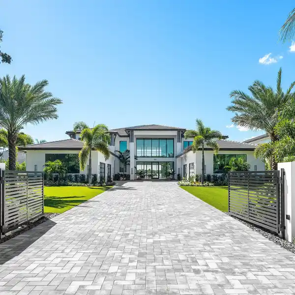NEW WATERFRONT ESTATE ON THE LOXAHATCHEE RIVER