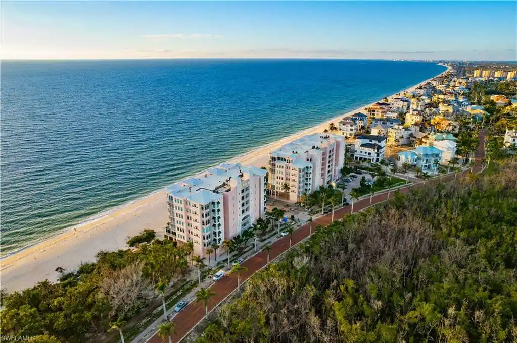 Direct Beachfront Penthouse with Sweeping Gulf Views