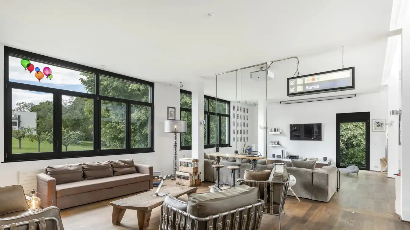Stunning Duplex with Cathedral Ceilings