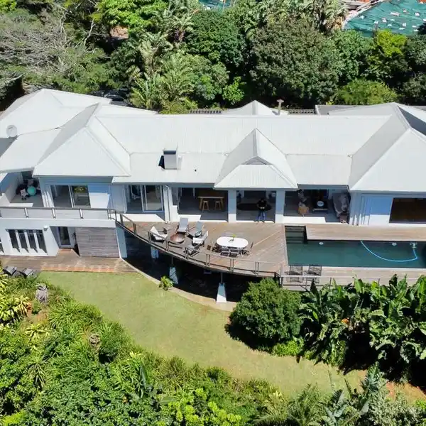 ICONIC SIX BEDROOM HOME IN SIMBITHI WITH BREATHTAKING VIEWS
