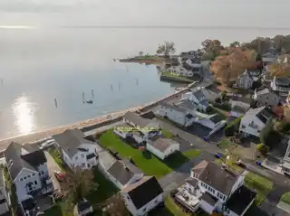 Unique Opportunity in Hotchkiss Grove