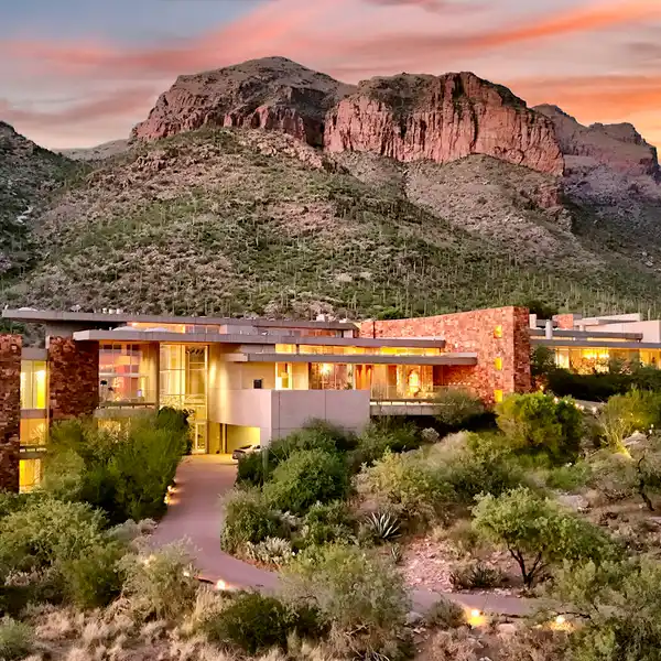 CAMPBELL CLIFFS - BREATHTAKING HOME ON TEN ACRES