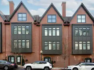 Manhattan Chic Meets Suburban Tranquility