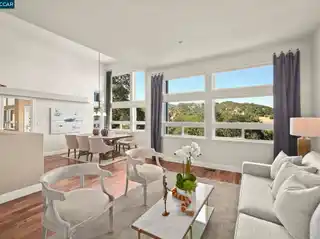 Exceptional Residence with a Connection to Nature