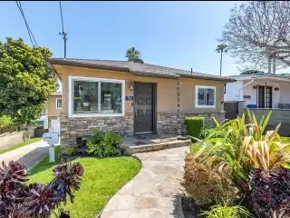 Rare Detached Duplex on a Large Lot