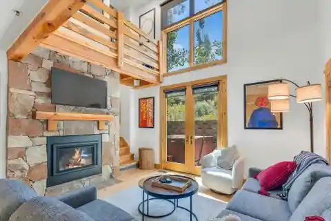 Move-In Ready Townhome in the Highly Desirable Portico Community