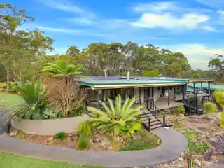 Beautiful Single-level Home on 9.99 Acres