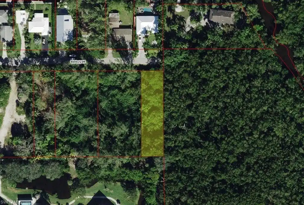 Large Ready-to-build Lot