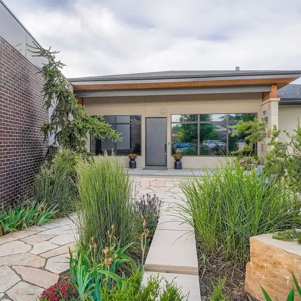 CUSTOM 2017-BUILT CONTEMPORARY RANCH HOME