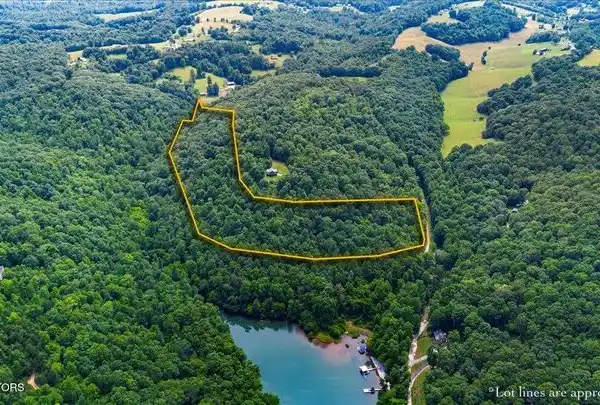 RARE 18-ACRE LAKEFRONT PROPERTY