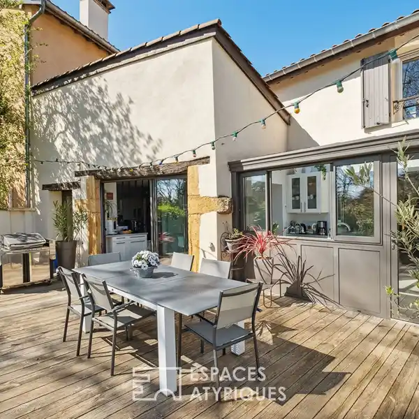 PEACEFUL RETREAT WITH MODERN COMFORTS