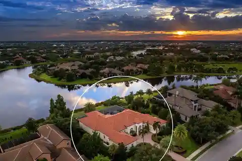 Custom Beauty in the Prestigious Lake Club