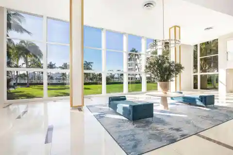 Spacious Residence with Sweeping Flagler Museum Views