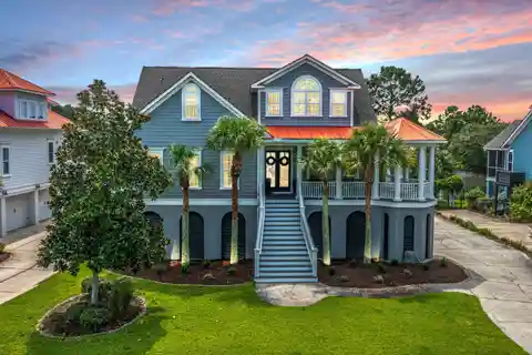 Quintessential Charleston Home Located in Rivertowne Country Club