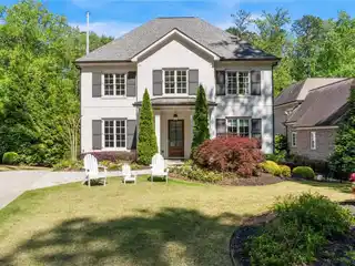 Beautiful Newer Construction in Castlewood