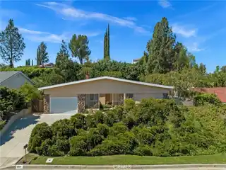Mid-Century Modern Gem with Mountain Views